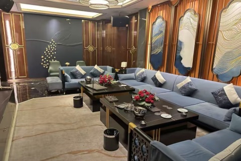 义乌悦汇KTV招聘接待/礼宾员,长期招聘优质人才共建高峰